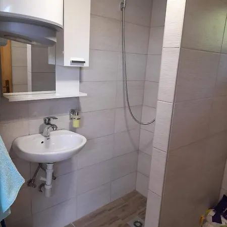 Ferienhaus Smjestaj Na Selu Dzebic - Pecka Mrkonjic Grad